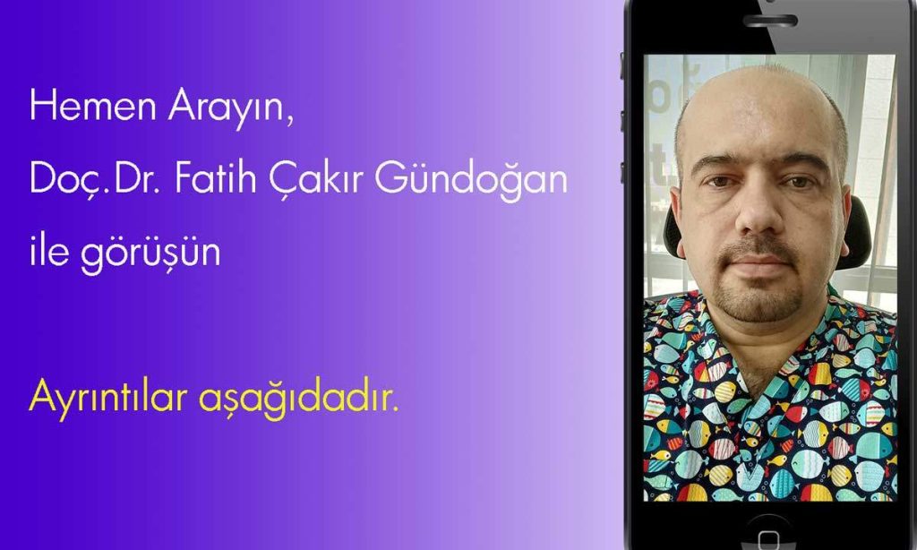 Online göz sağlığı danışmanlığı için telefonla görüşen göz doktoru